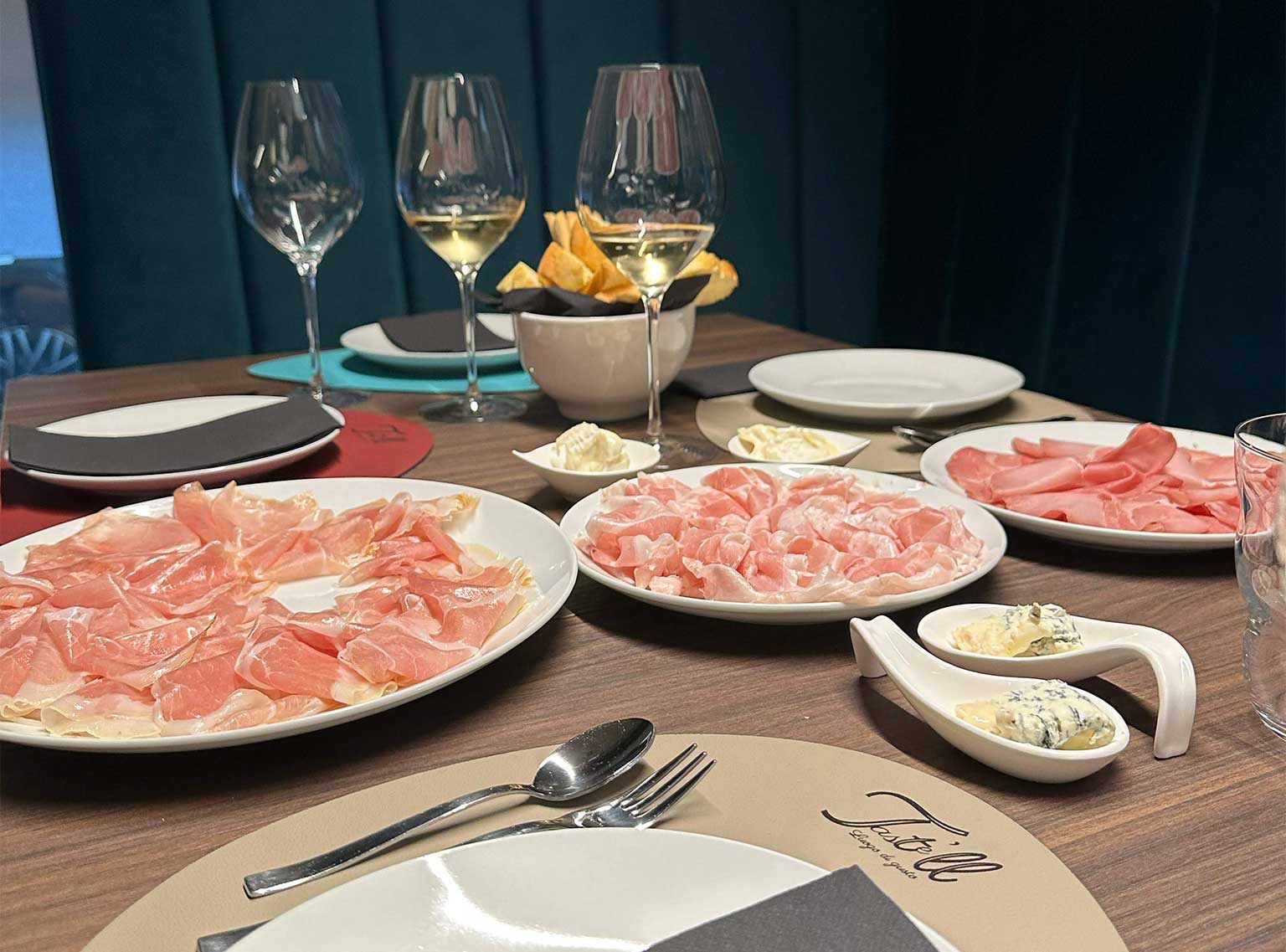 salumi, taglieri, degusteria, brescia, aperitivi